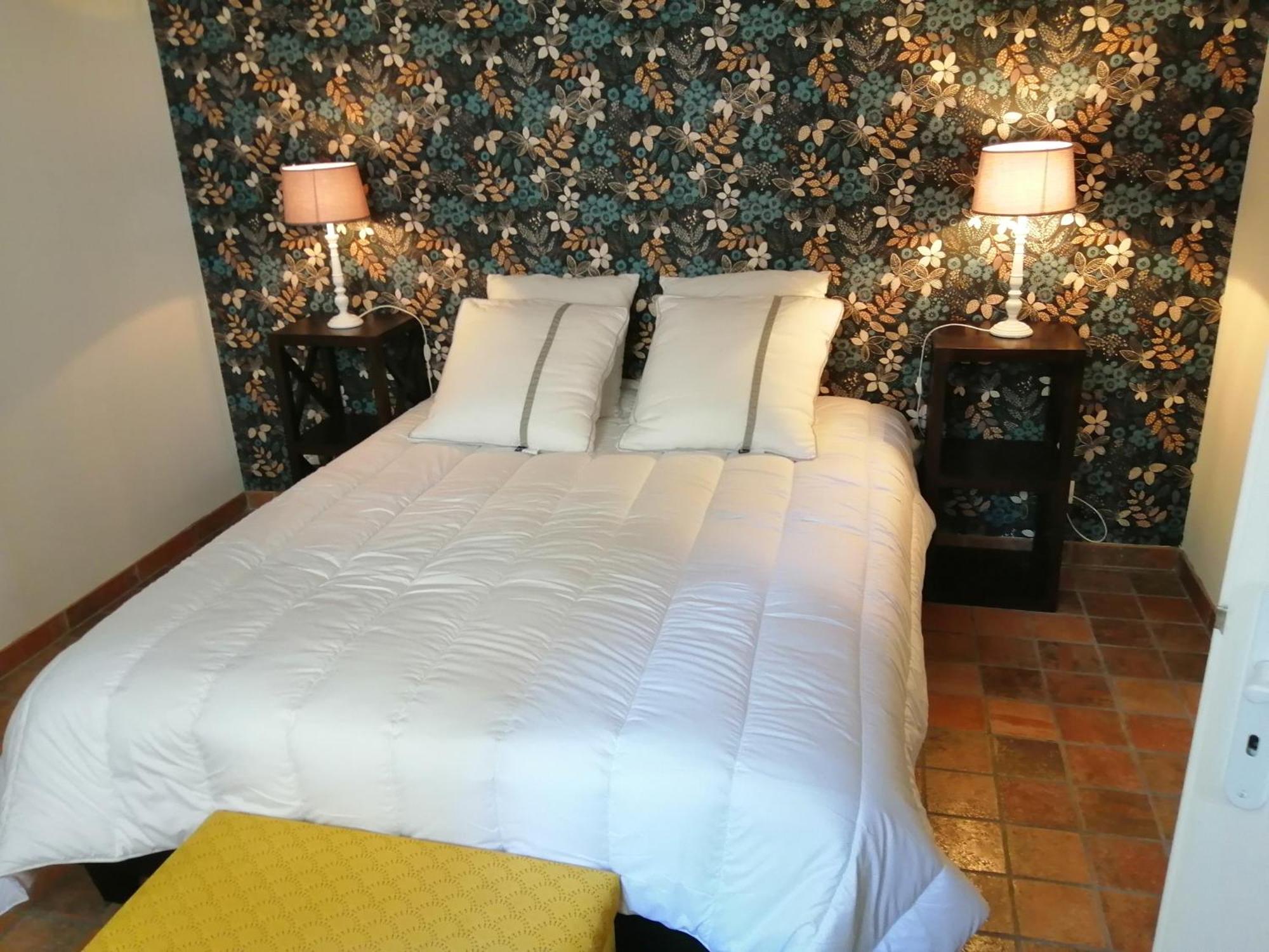 Le Paris Londres Bed & Breakfast Mesnieres-en-Bray ห้อง รูปภาพ